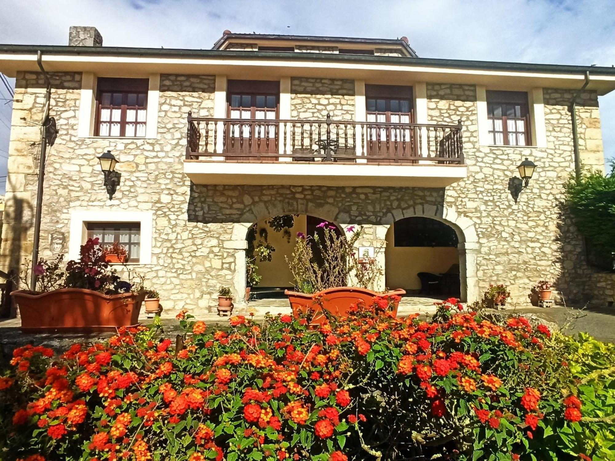 Posada Playa De Langre Langre  Ngoại thất bức ảnh